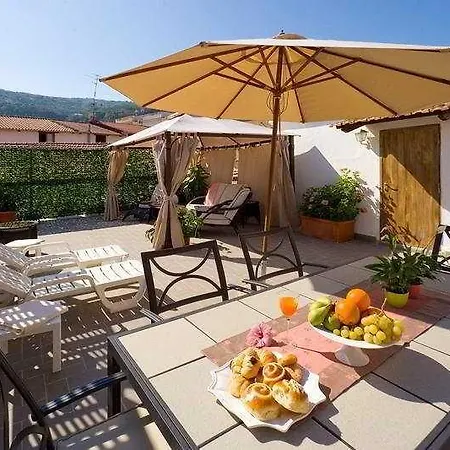 Magi House Relais 4* 소렌토