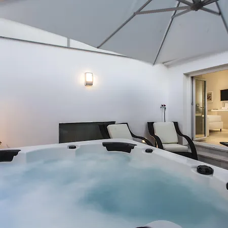 Magi House Relais Apart-hotel 4*