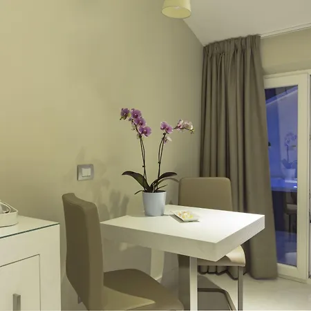 Magi House Relais 4* סורנטו