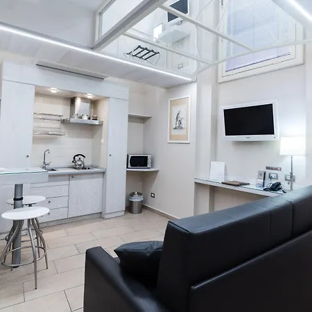 מלון דירות Magi House Relais סורנטו