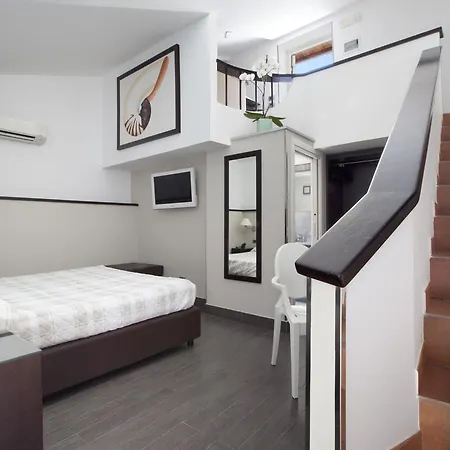 Magi House Relais 2*