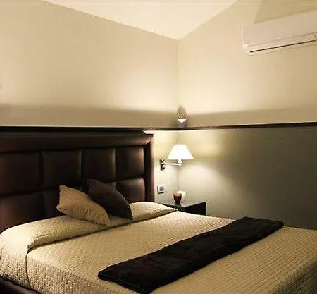 Magi House Relais 2*