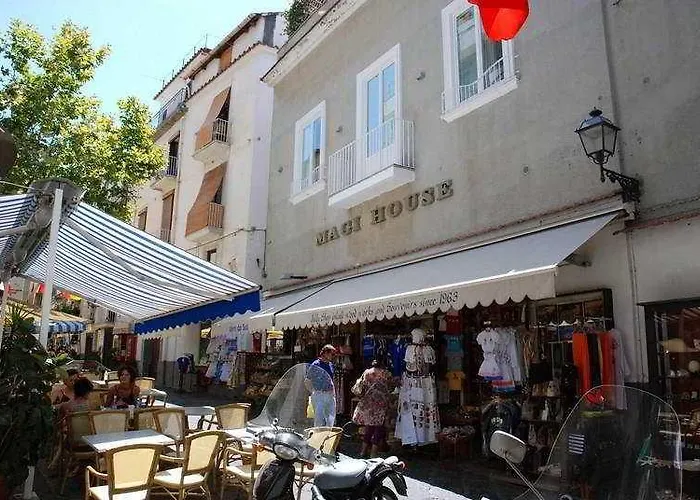 Magi House Relais Aparthotel 4*