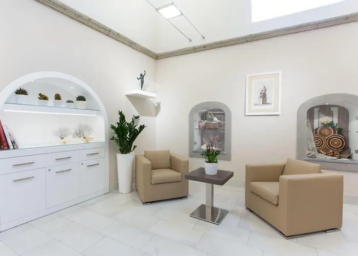 Aparthotel Magi House Relais 4*